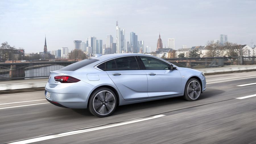  Opel Insignia Grand Sport Turbo D 2017 года  (фото 10 из 29)
